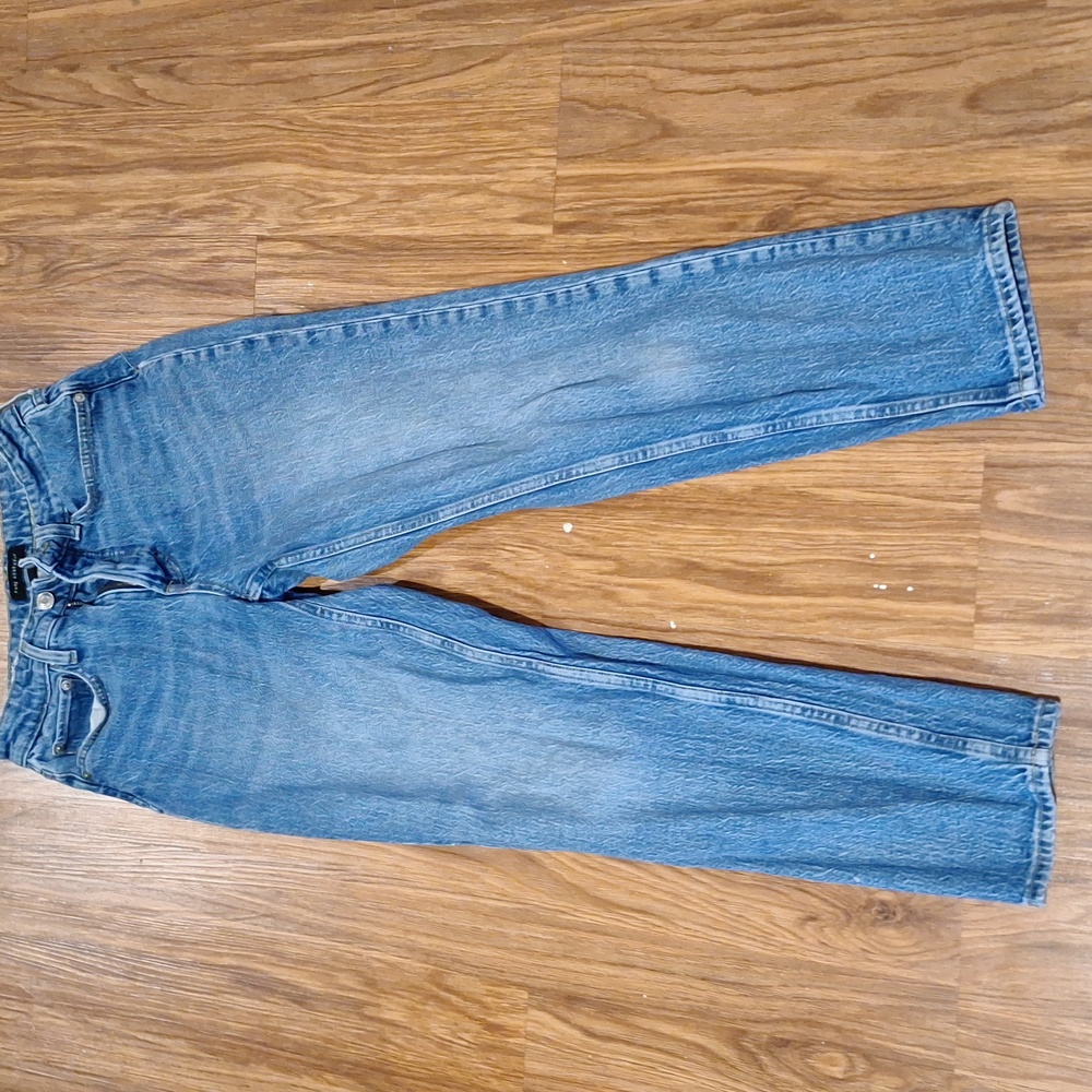 Free assembly jeans does have marks on pocket